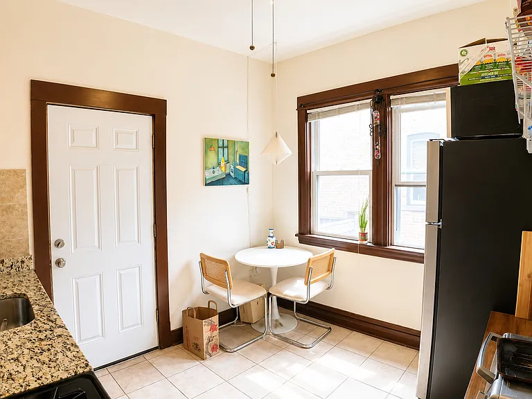 1336 W Farwell Ave #2E — Photo 6