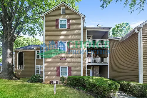3304 Selwyn Farms Ln Photo 1