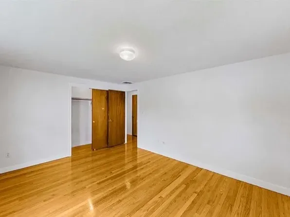 57 Spy Pond Ln, Arlington, MA 02474