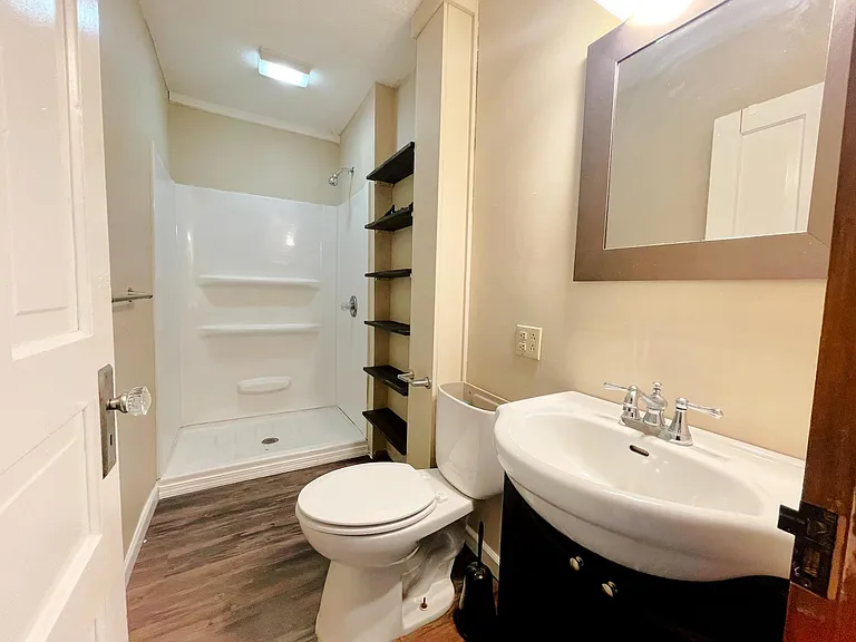 303 S Wayne St — Photo 11