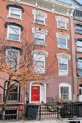 Sold by Compass | media 6