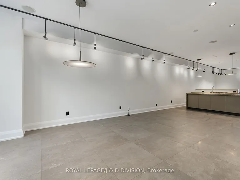 6 Huntley St — Photo 5