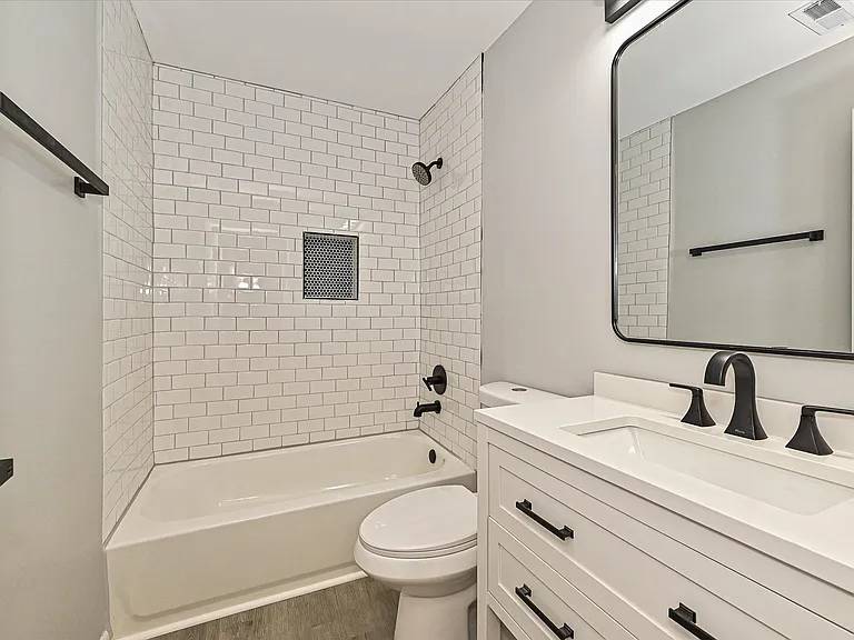 633 Pennwood Ln — Photo 24