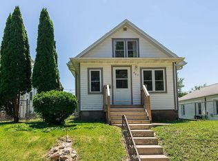 947 18th Ave SW, Cedar Rapids, IA 52404