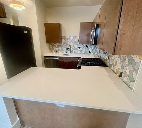 3rd image of 119 N Church St #212