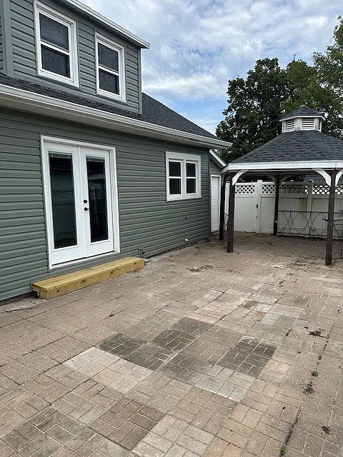 3 bed, 1428 sqft, $1,400 — Photo 3