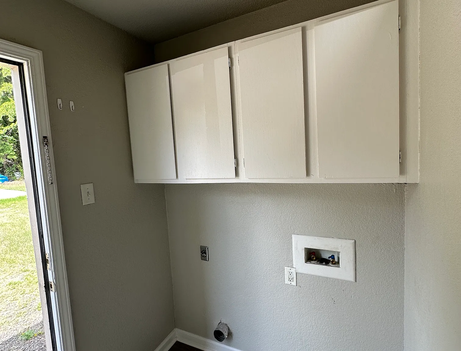 2 bed, 1.5 bath, 850 sqft, $850 — Photo 3