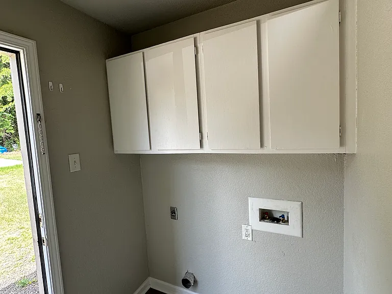 419 Tammy Lynn Dr #H — Photo 3