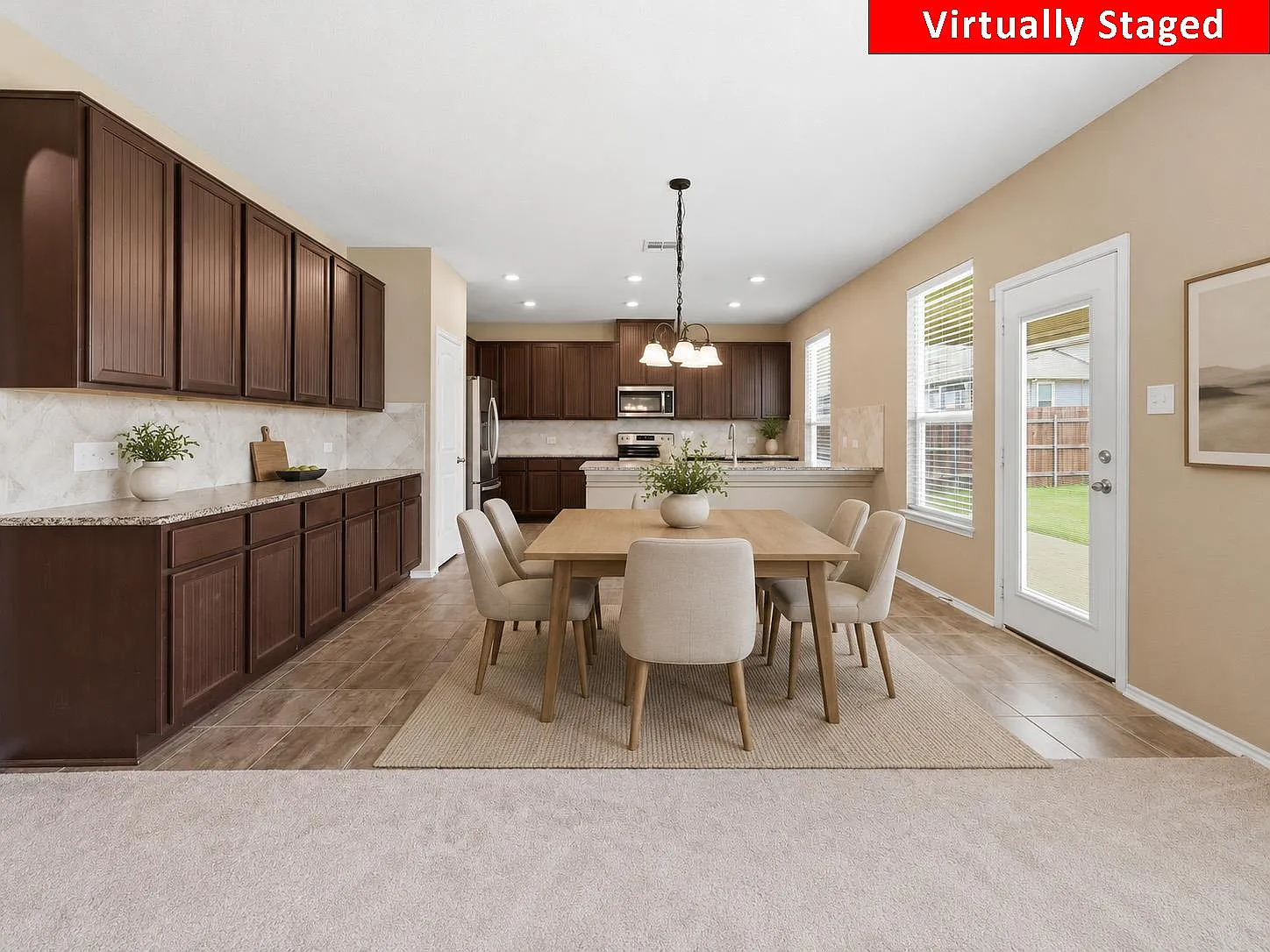 5 bed, 3.5 bath, 3010 sqft, $3,100 — Photo 2