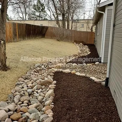 2462 E Willamette Ave — Photo 18