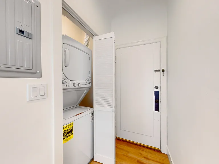 3101 Gough St #206 — Photo 12