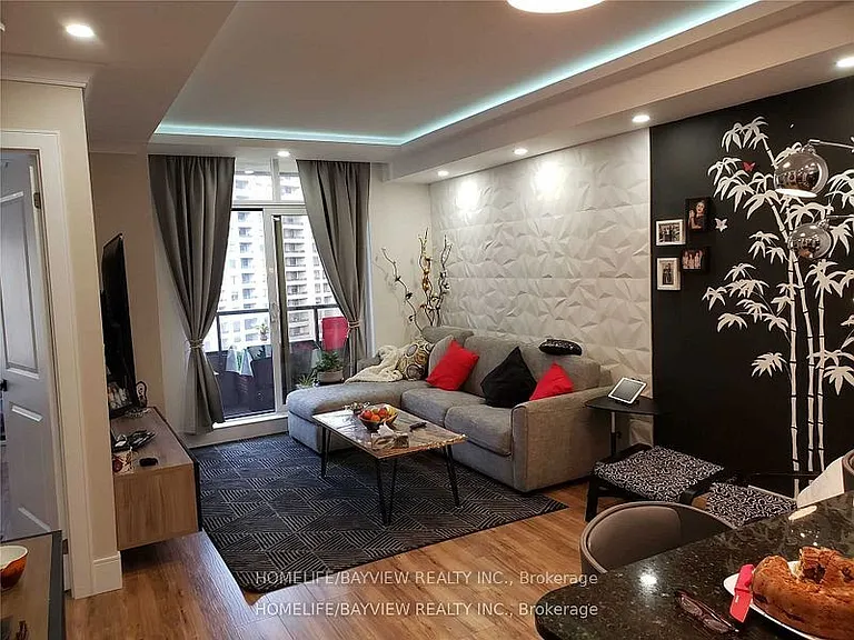 9225 Jane St #1006 — Photo 9