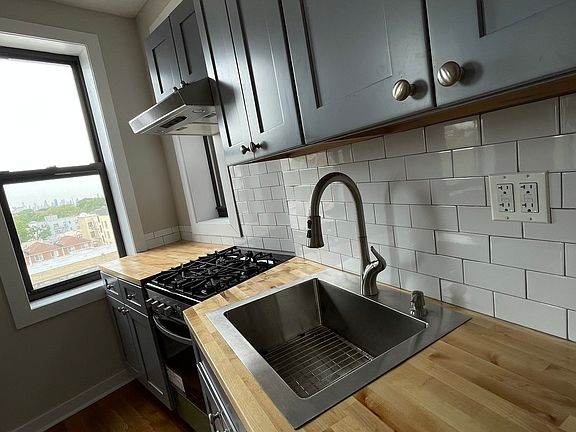 3rd image of 39-50 60th St #B62