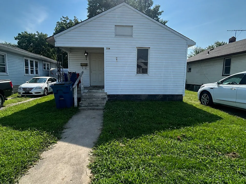 224 Lincoln Ave