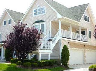 236 Westside Ave UNIT D, Freeport, NY 11520