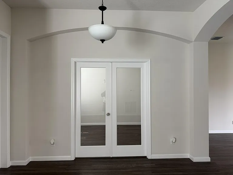 4634 SW Athena Dr — Photo 5