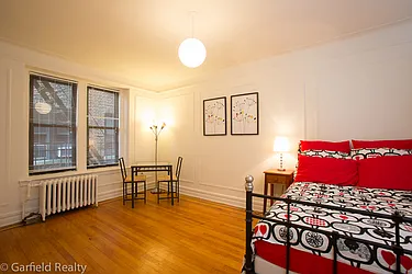 Rented by Garfield Realty 