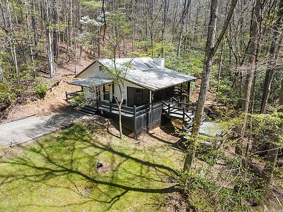 5th image of 487 Walkabout Creek Rd