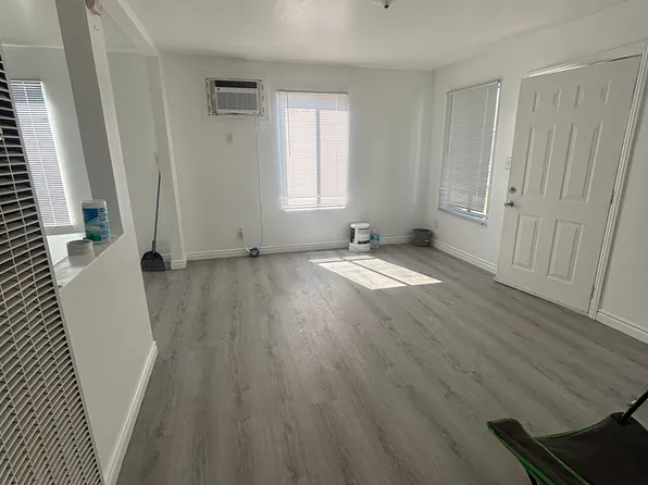 414 1/2 Washington Ave, Bakersfield, CA 93308