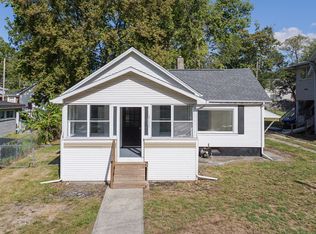 809 W Monroe St, Bloomington, IL 61701