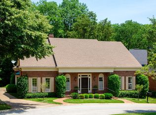 21 Brownsboro Hill Rd, Louisville, KY