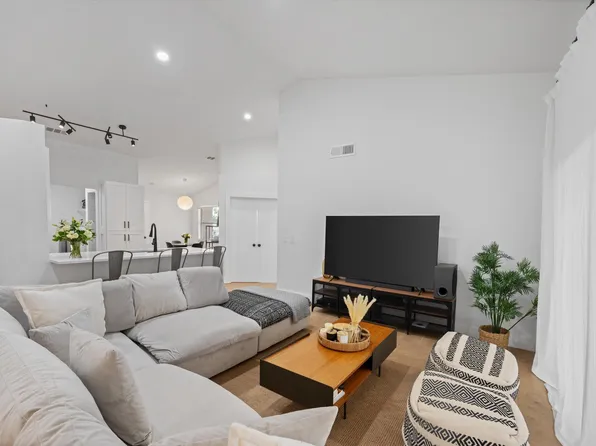 12628 Shoreline Drive #9e, Wellington, FL 33414