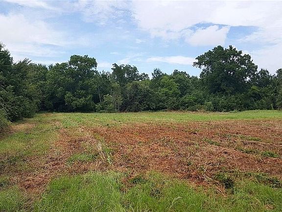 3rd image of 168 County Road 2943