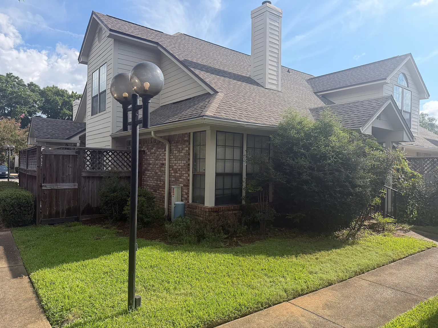 1100 Crosswinds Lndg — Photo 1