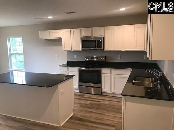3rd image of 27 Twinspur Ct