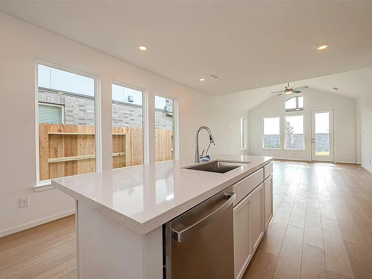 8710 Limmen Terrace Trl — Photo 13