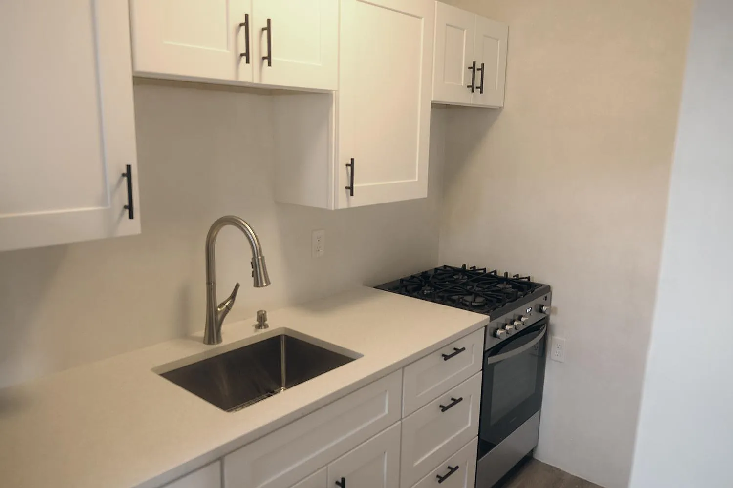 755 Dunlap St — Photo 1
