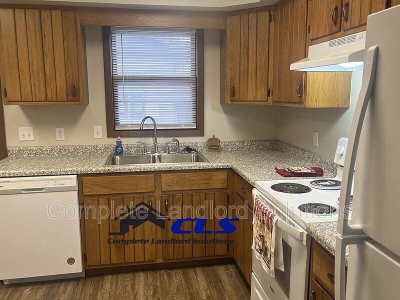 1st image of 4258 S Kian St