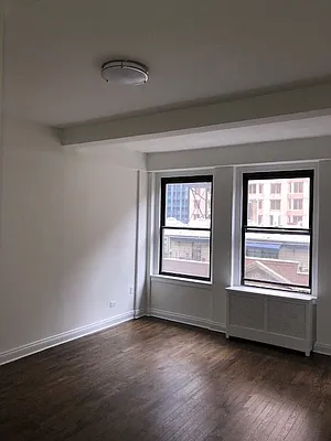 Rented by Solil Management | media 4