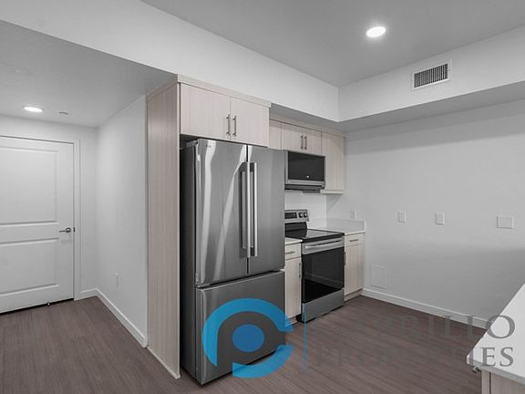 3rd image of 2724 El Cajon Blvd #313