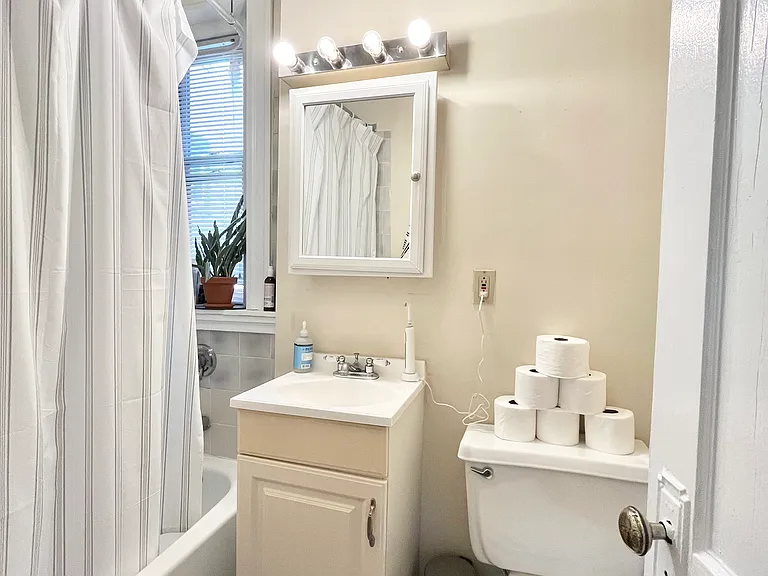 1665 Commonwealth Ave — Photo 4