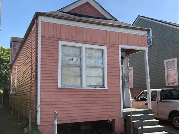 8723 Willow St, New Orleans, LA 70118