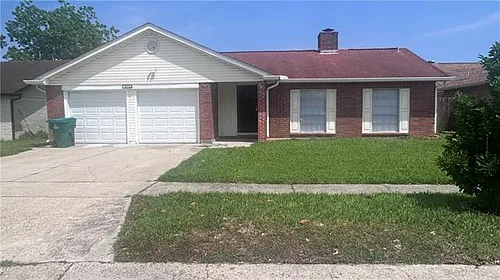 4016 S Dells St Photo 1