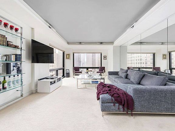 4th image of 721-725 5th Ave #31H