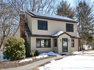 12 Fairview Rd, Westborough, MA 01581