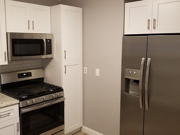 3rd image of 7805 Wayzata Blvd
