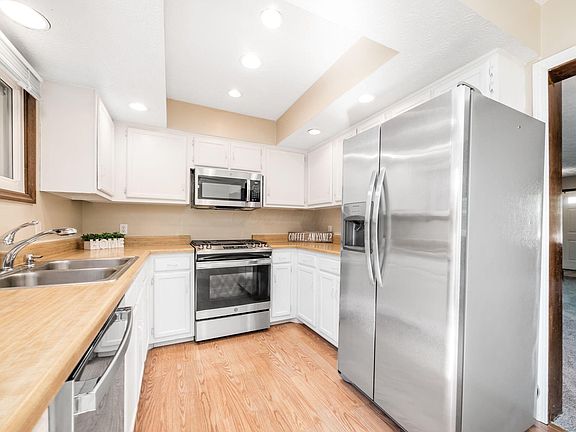 2nd image of 5374 Tartan Ln #33