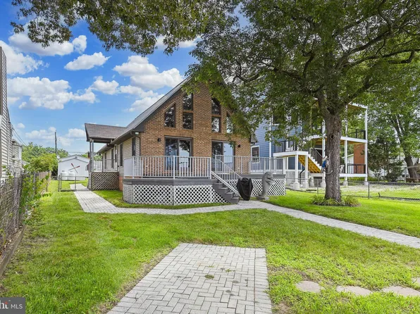 910 Frog Mortar Rd, Middle River, MD 21220