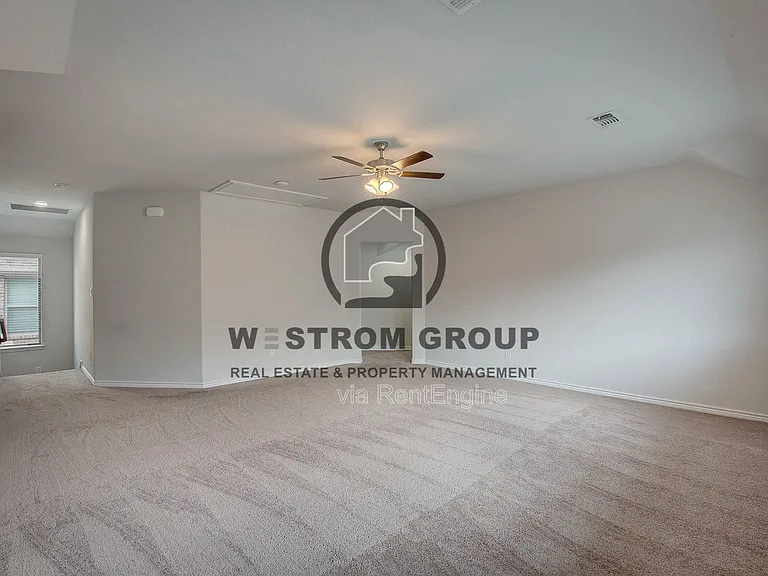 10320 Linger Ln — Photo 31