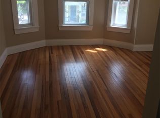 31 Prospect St APT 2R, Webster, MA 01570