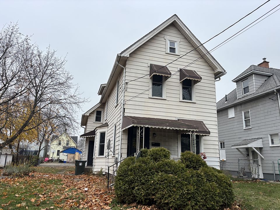 1st image of 621 Greenfield Ave SW