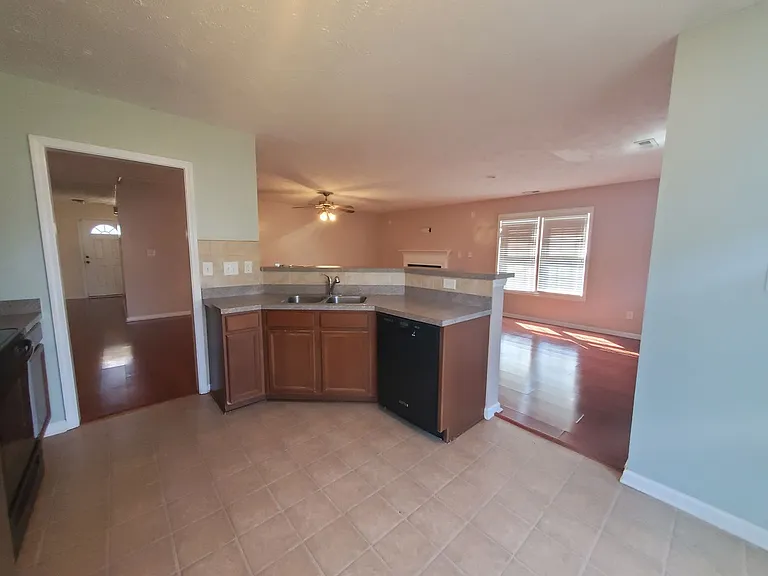 153 Scanner Ct — Photo 10