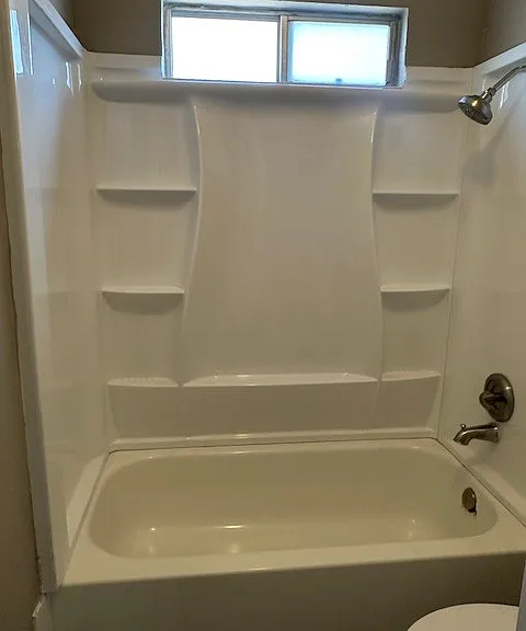 1908 N Spg #202 — Photo 14