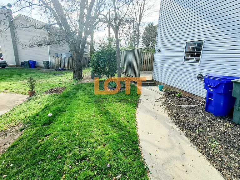 32 Huntsfield Dr #A — Photo 20