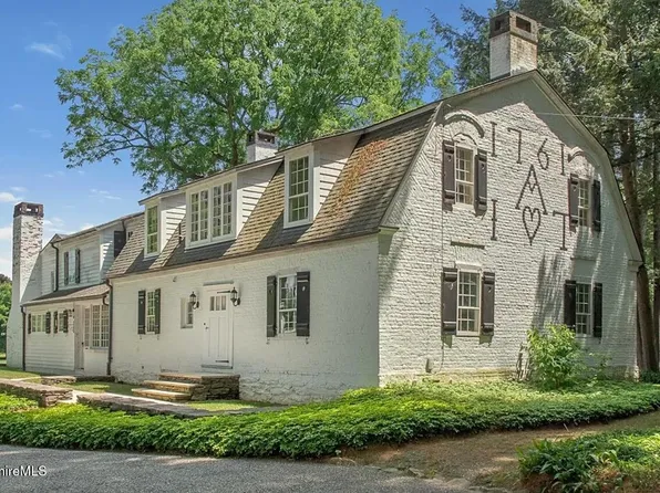 25 Sheffield Rd, Great Barrington, MA 01230