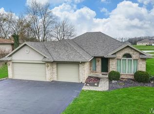 1828 Wonderlick Rd, Lima, OH 45805